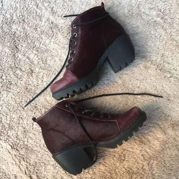 Opening Ceremony Burgundy Lace Up Boots - Picture 3 of 10